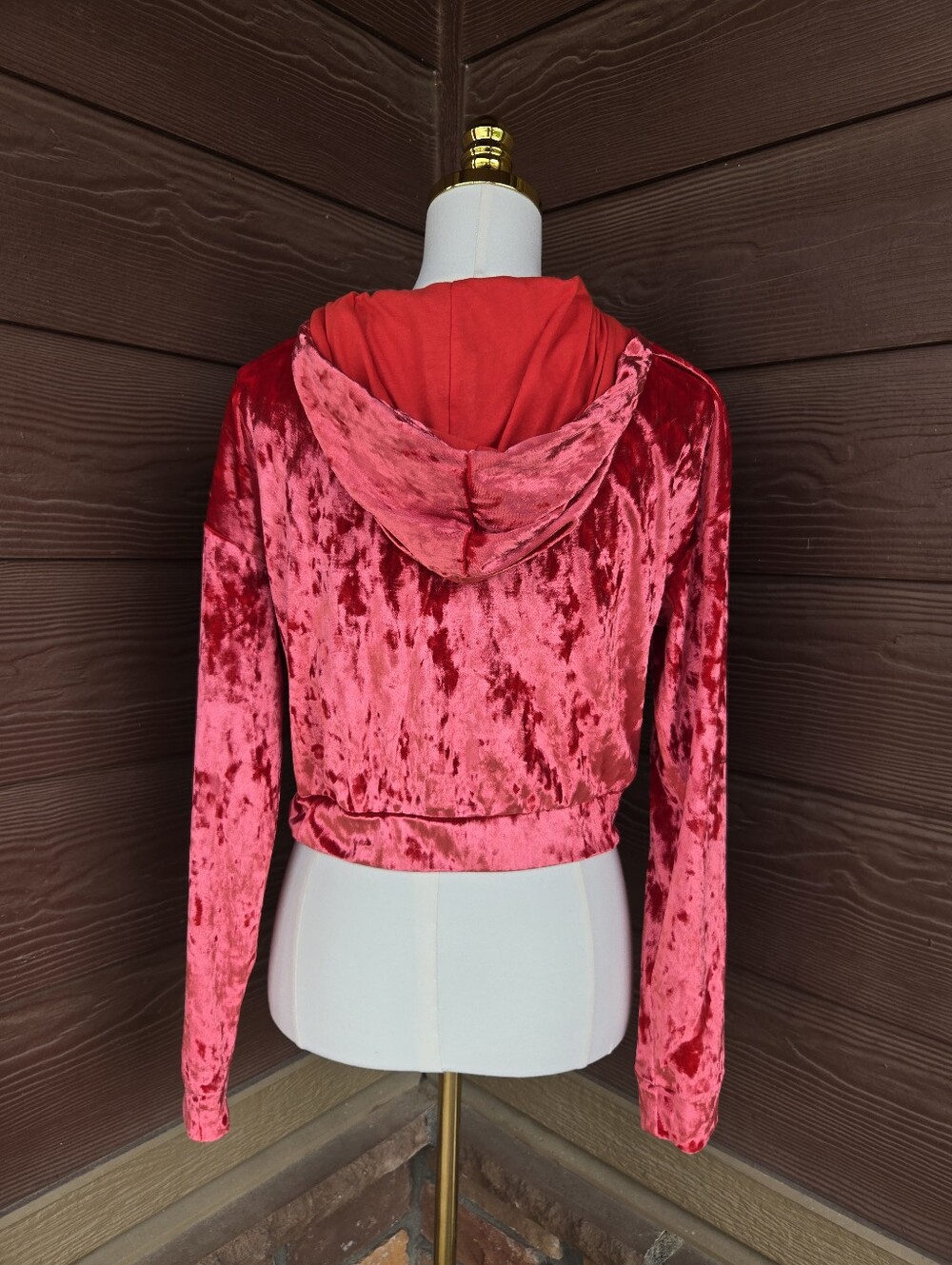 Fabletics Red Crushed Velvet Zip-Up Hoodie – Women’s XS NWOT - Picture 7 of 17